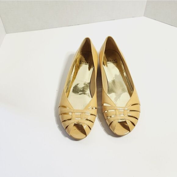 Stuart Weitzman  - Picture 4 of 11